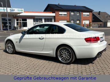 BMW 325 - 4