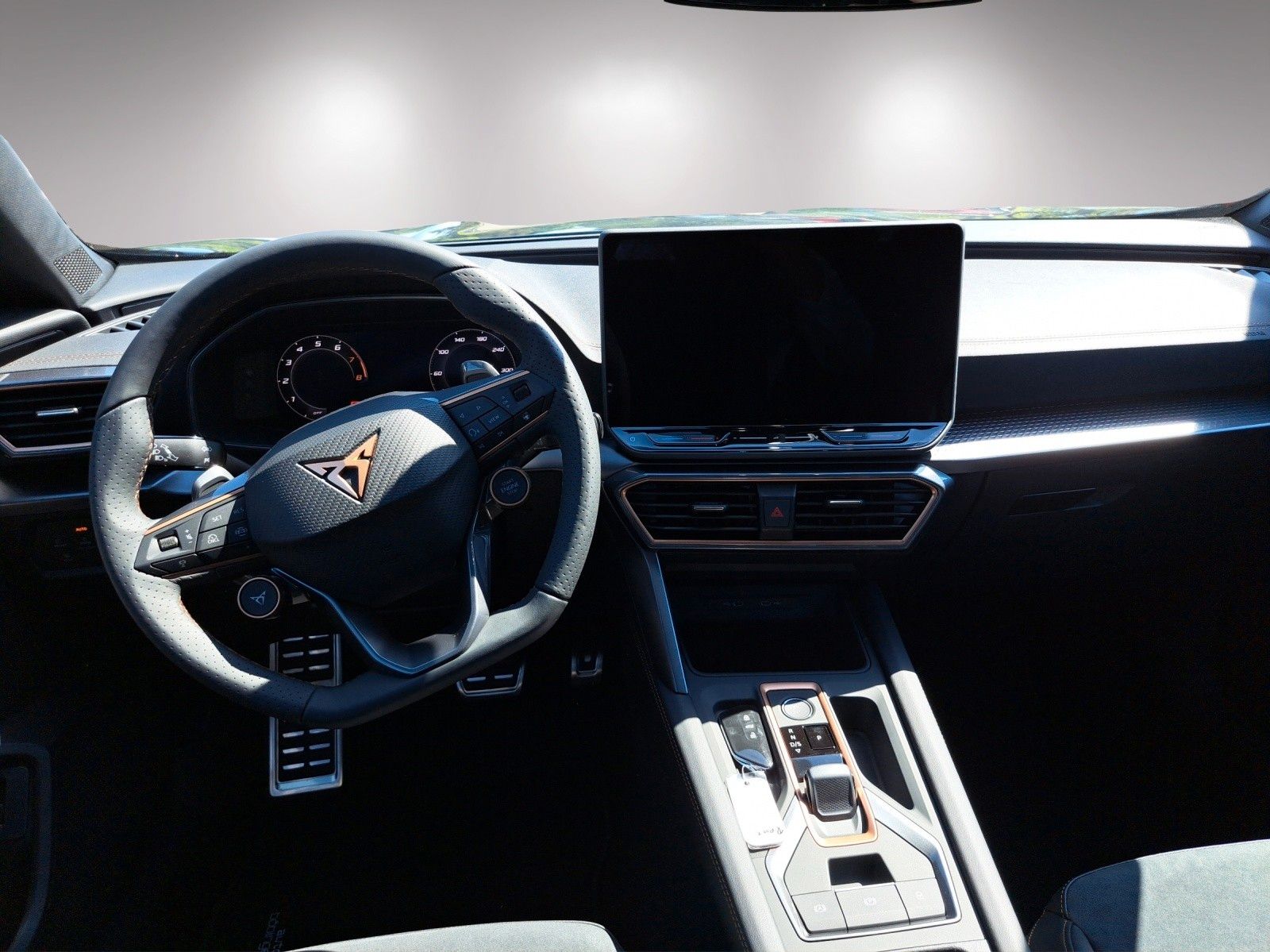 Formentor 1.5 eTSI DSG Navi ACC Sennheiser