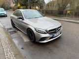 Mercedes-Benz C 220 d AMG 9G Wide Schiebed. Night Ambiente - mit Diesel-Antrieb: Beige, Leder