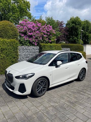 BMW 218i Active Tourer Automatik M Sport AHK LED