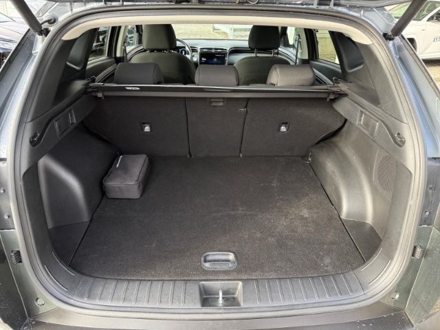 Fahrzeugabbildung Hyundai Tucson Trend Mild-Hybrid 4WD +KLIMA+LED+RFK+PDC+