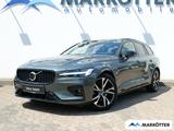 Volvo V60 B4 Ultra Dark B&W/PANO/360CAM/HUD/BLIS/Massa - Volvo V60 Jahreswagen