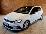 Volkswagen Golf 2.0 GTI Clubsport S Nr.100/400 CAE Überroll - Volkswagen Golf mit Benzin-Antrieb: 1.4