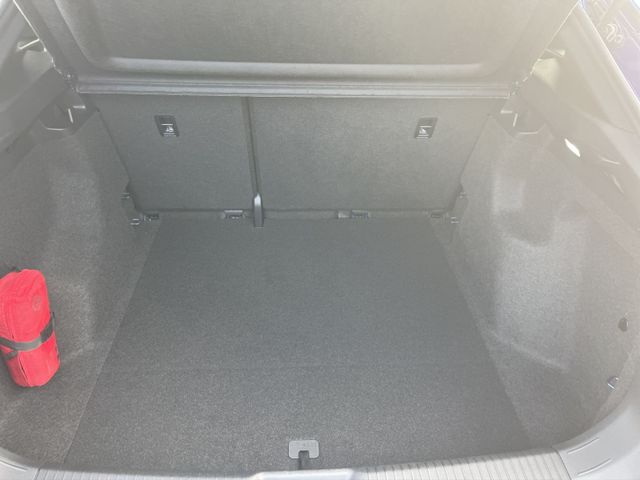 ID.5 Pure Wärmepumpe,IQ.LIGHT,Navi,5J-Garantie