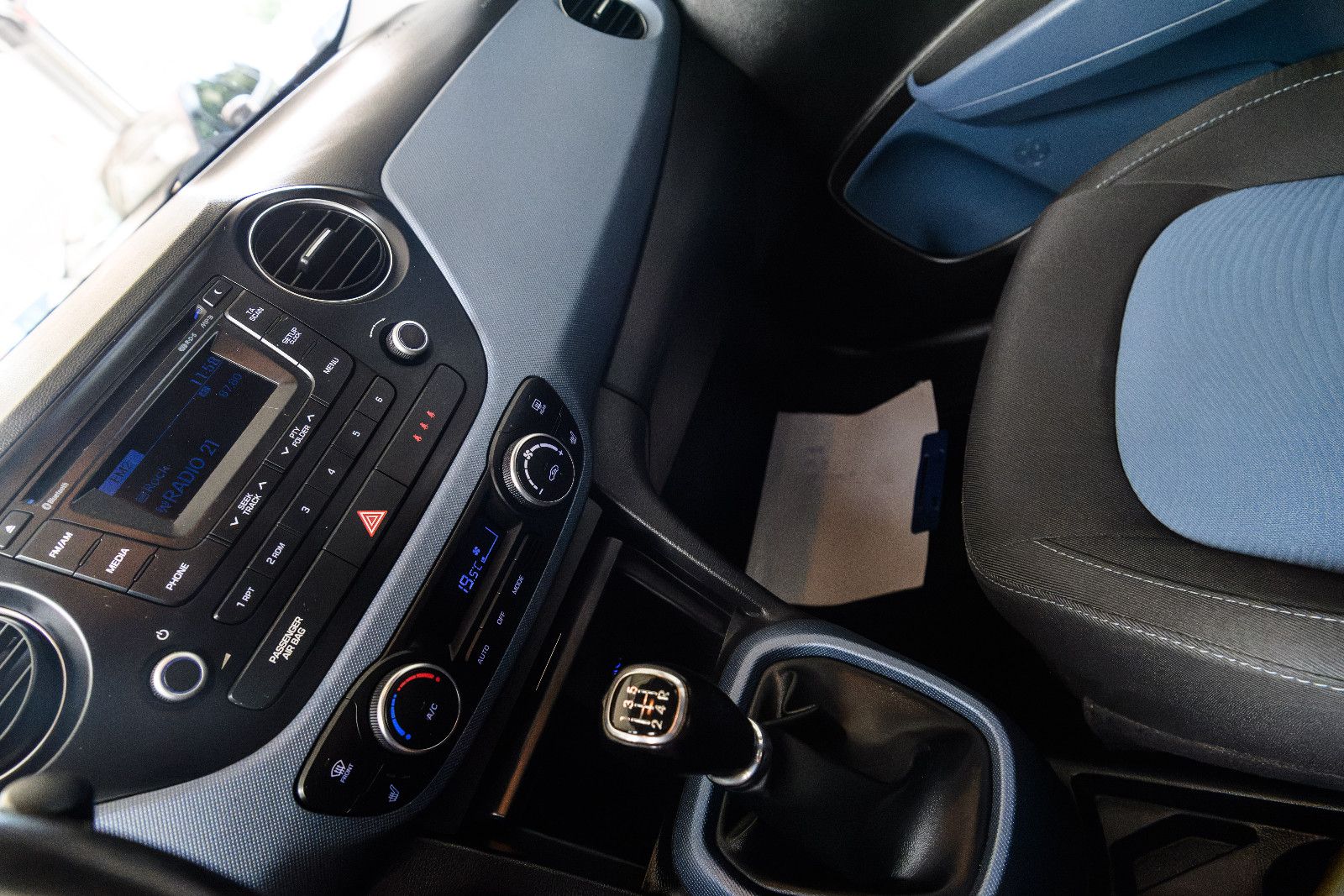 Fahrzeugabbildung Hyundai i10 GO! FIFA World Cup Edition  erst 29950 KM