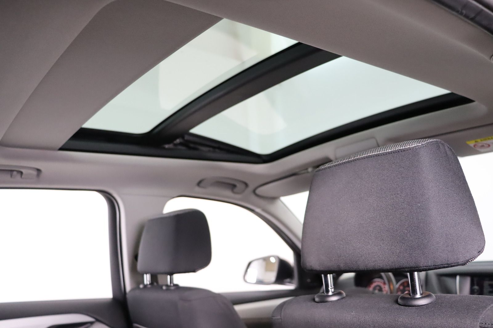 Fahrzeugabbildung BMW X1 18i * X-Line * Xenon * Sitzhzg.