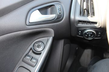 Ford Focus - 7