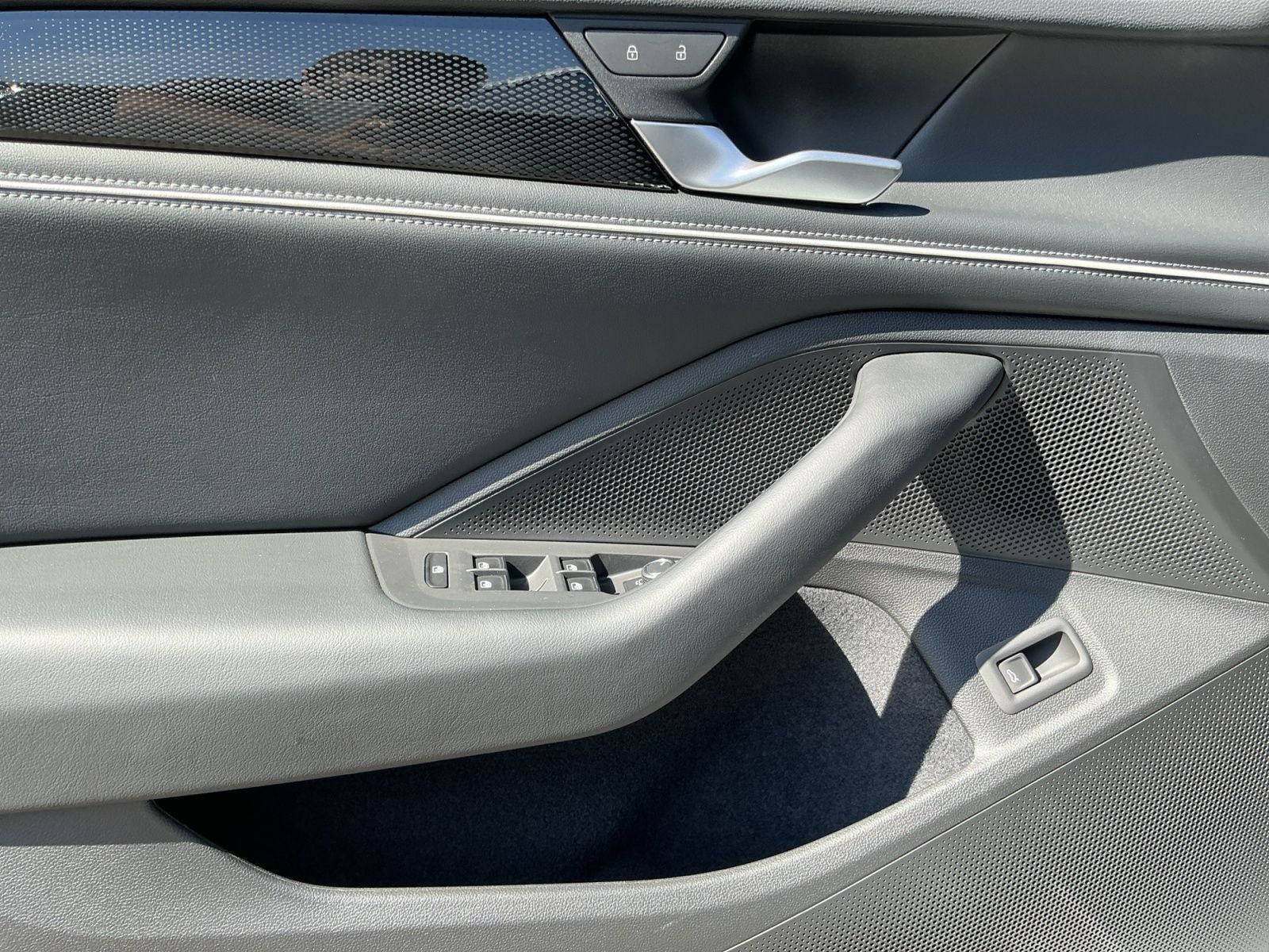 Volkswagen Passat Variant - Bild 15