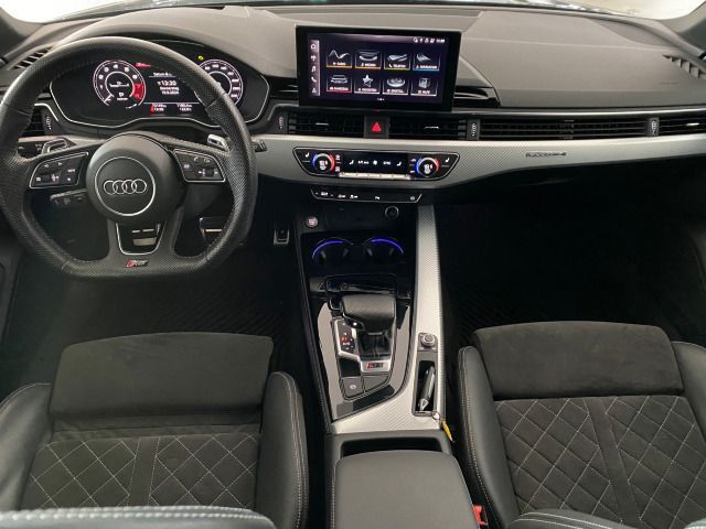 RS4 Avant 2.9 TFSI quattro PANO+HUD+RS-ABGAS