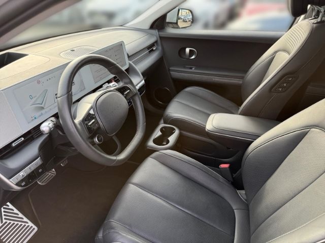 Fahrzeugabbildung Hyundai IONIQ 5 Uniq Elektro 4WD +KLIMA+LED+SHZ+NAVI+UVM
