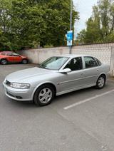 Opel vectra B *sehr gepflegt*TÜV Neu* - Opel Vectra Gebrauchtwagen in Essen