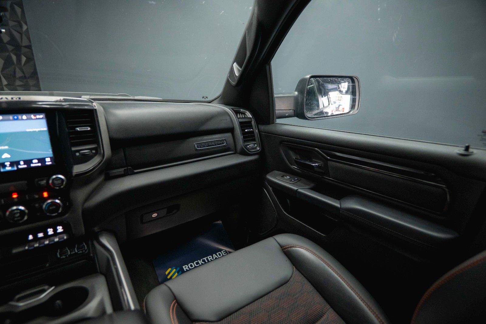 Fahrzeugabbildung Dodge RAM 5.7 V8 HEMI 4x4 Built to Serve AXLE LOCK FOX