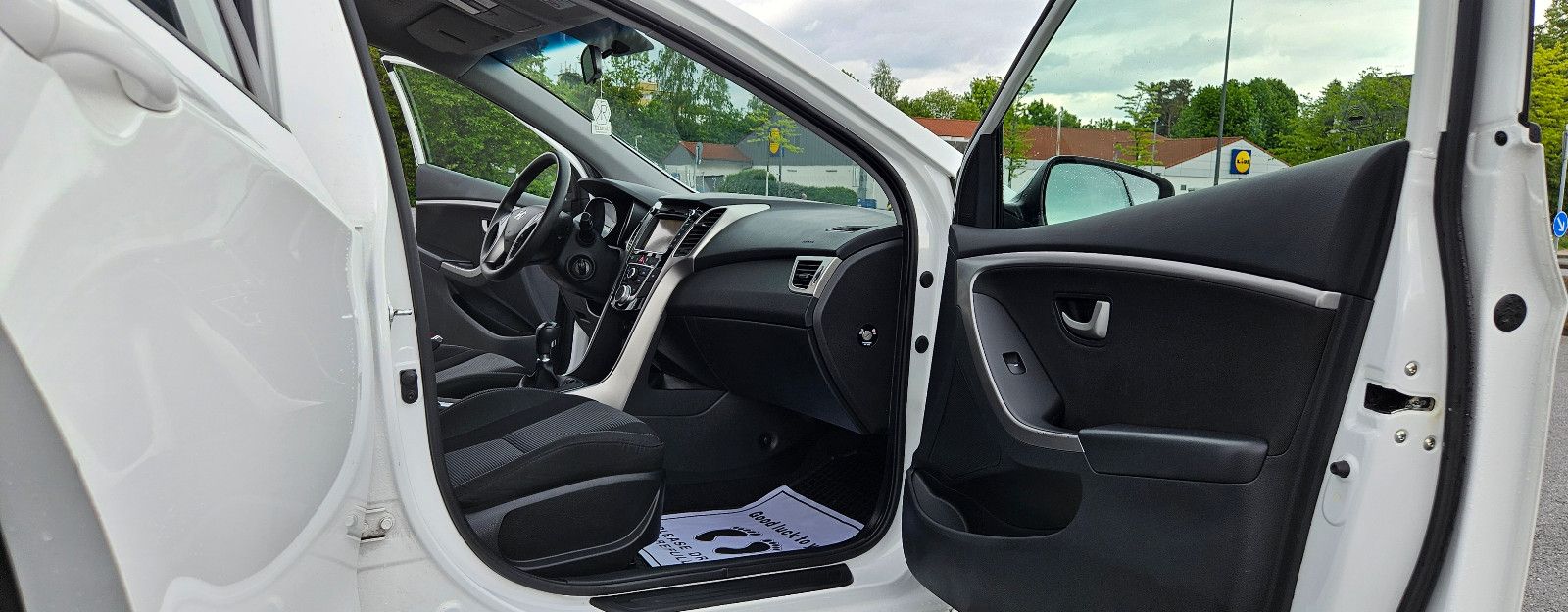 HYUNDAI i30 blue Euro 6 Alufelgen 8-fach bereift