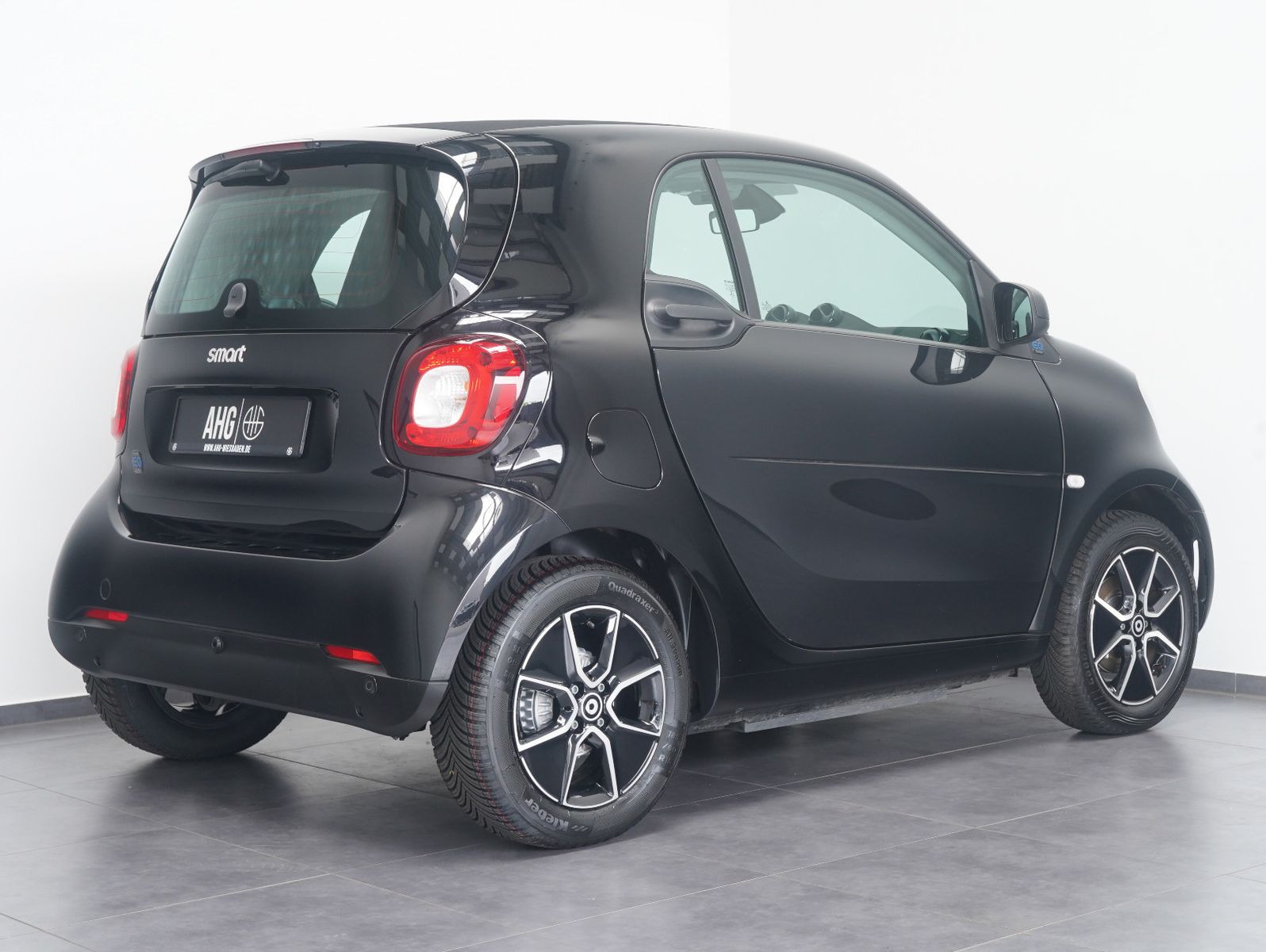 Fahrzeugabbildung Smart ForTwo coupé electric drive / EQ passion
