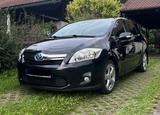 Toyota Auris Hybrid Executive 1,8-l-VVT-i Executive - Toyota Auris aus 2011 mit Hybrid-Antrieb