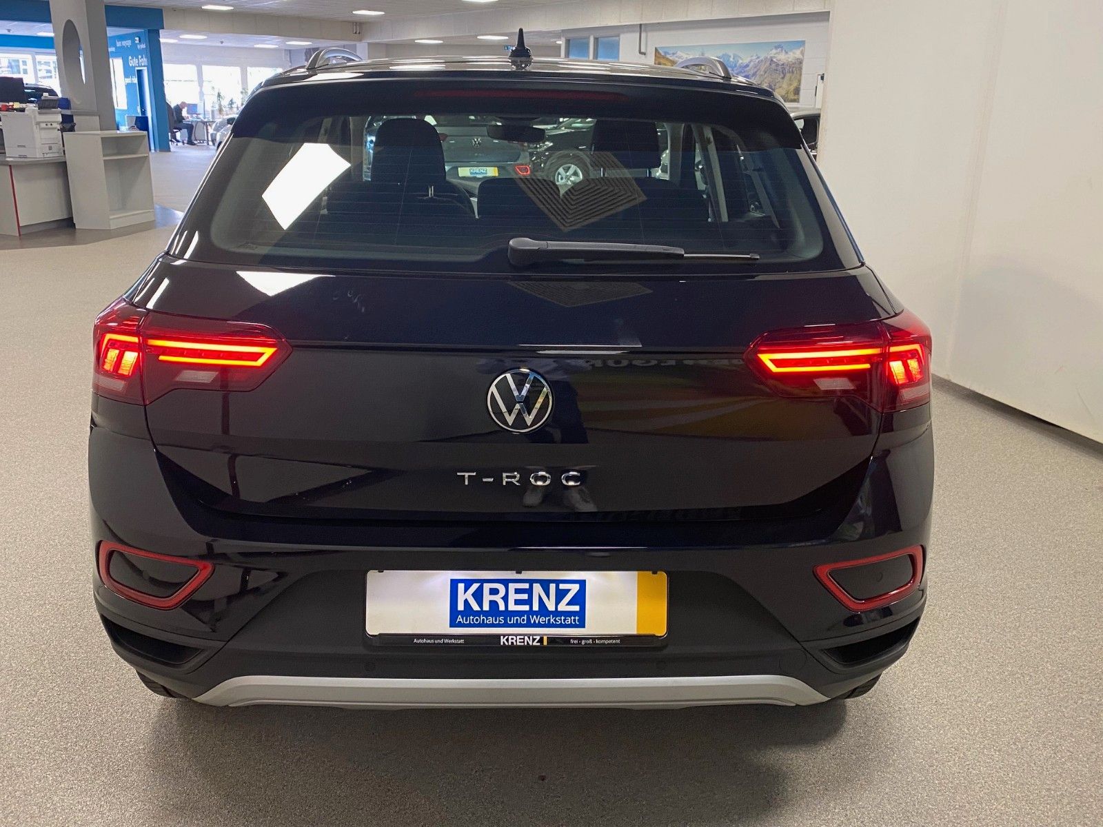 Fahrzeugabbildung Volkswagen T-Roc 1.0 TSI "LIFE"+KAMERA+ACC+PDC+16"ALU++APP+