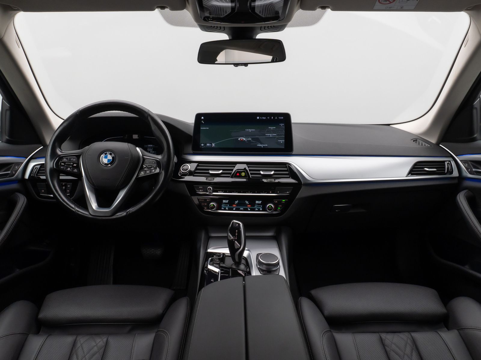 Fahrzeugabbildung BMW 530d xD Kamera Laser HUD DAB 4xKlima AHK Sport