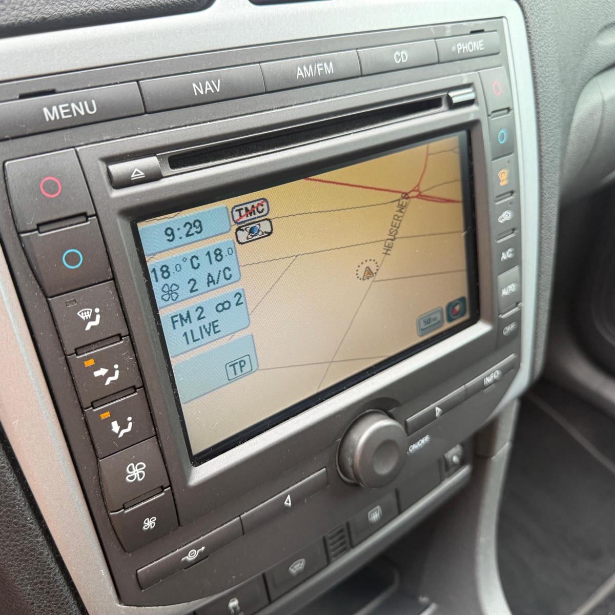 Ford Focus 2007 — photo 15