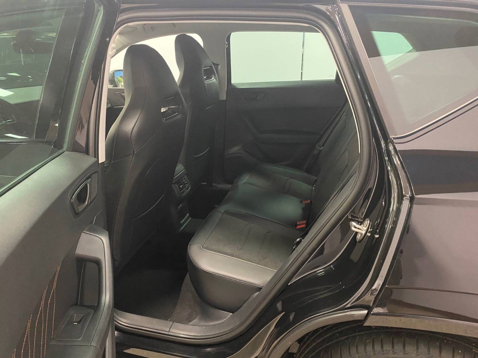 Fahrzeugabbildung CUPRA Ateca 2.0 TSI 4Drive DSG+NAVI+2030 Garantie+ACC+