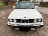 BMW E30 325i Cabrio - BMW 325 aus 1987: Cabrio, 325i