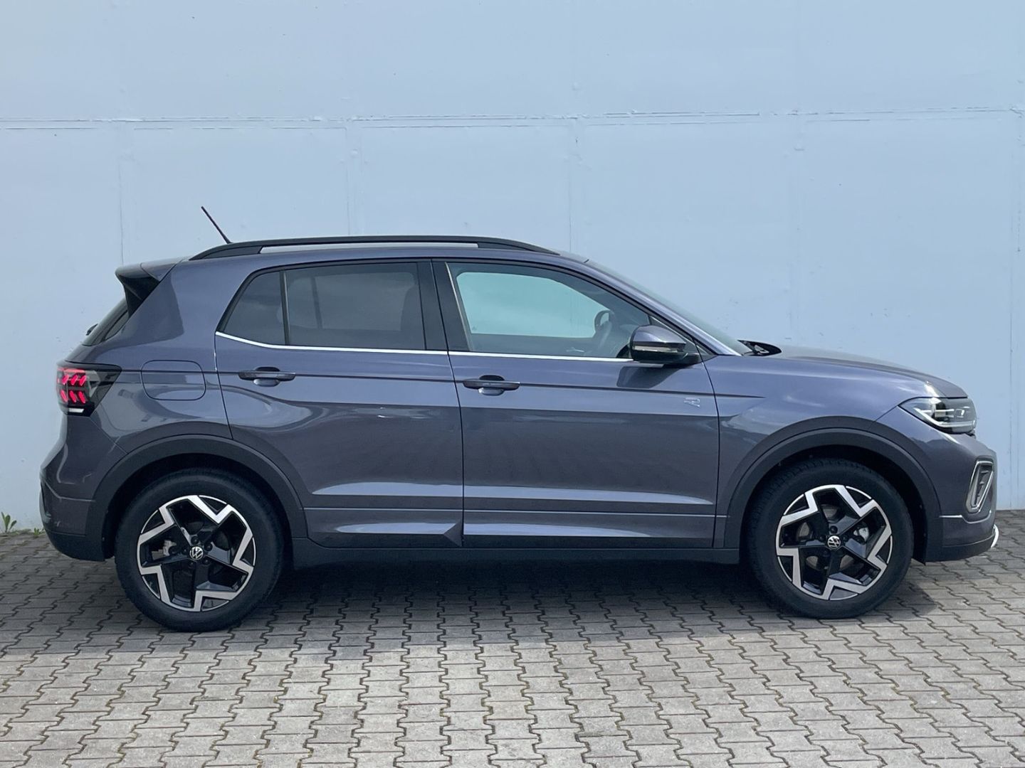 T-Cross 1.5 TSI DSG R-Line AHK/Kamera/Navi/App-C