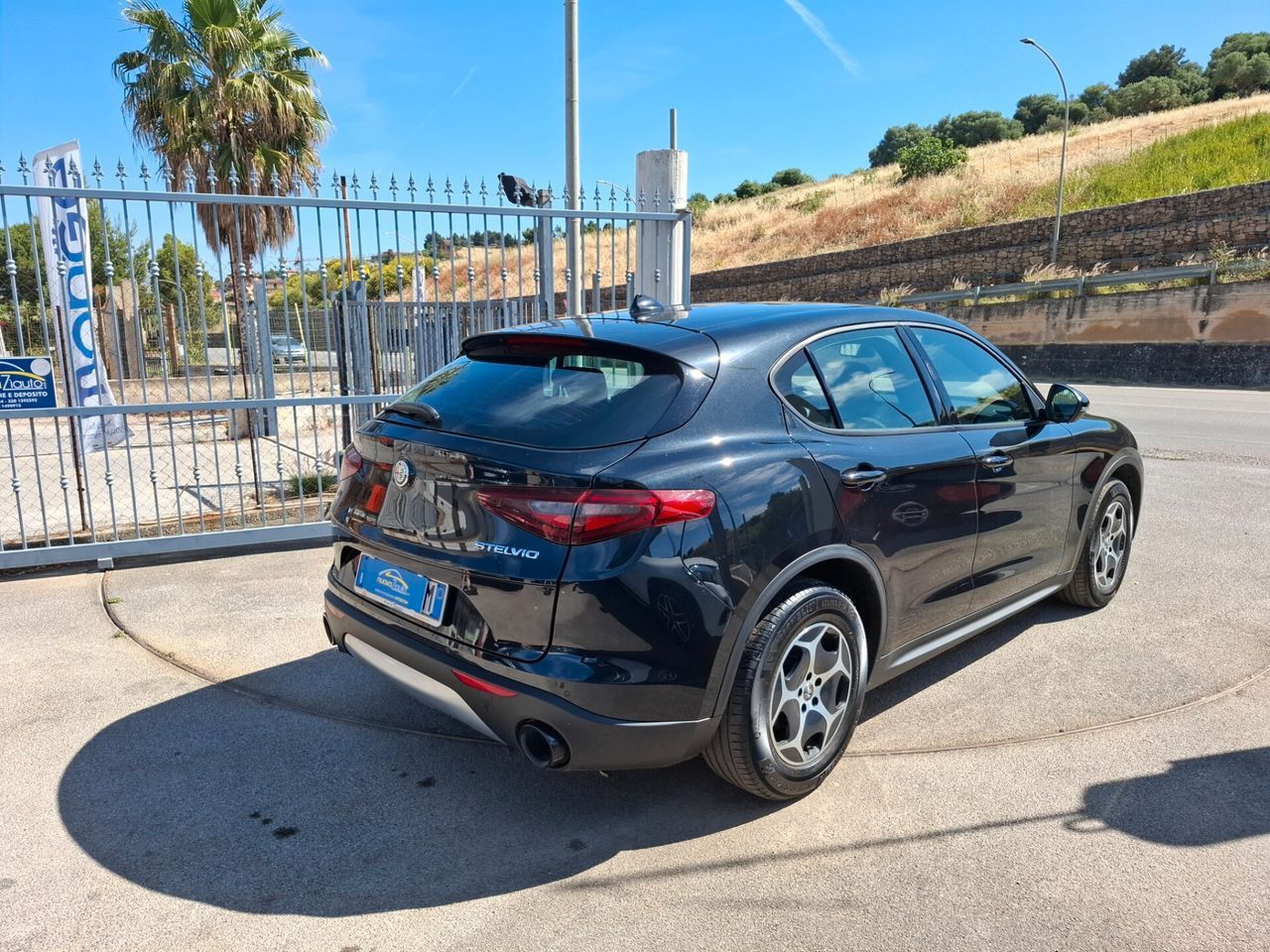 Alfa Romeo Stelvio 2.2 jtdm 190CV Q4 anno 2022 imagem 3