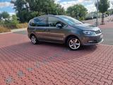 Volkswagen Sharan 2.0 TDI DSG BlueMotion Technology Cup... - Volkswagen Sharan: Cup Bluemotion Technology