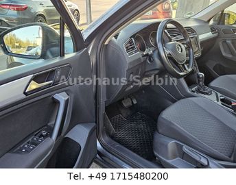 Volkswagen Tiguan - 8