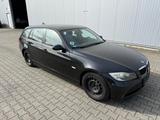 BMW 320 3 Touring 320d TÜV NEU - BMW 320 aus 2005: Kombi