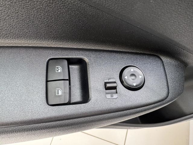 i10 FACELIFT TREND AT+NAVI+RÜCKFAHRKAMERA+SITZ-/