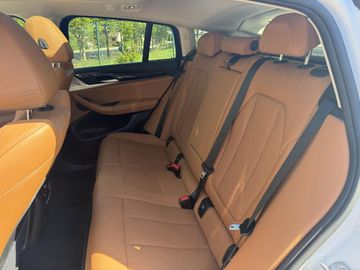 BMW X4 - 12