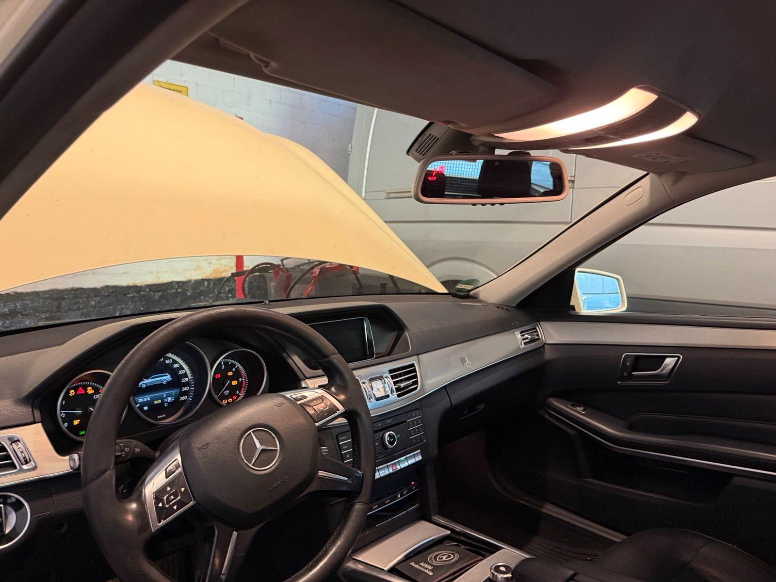 Mercedes-Benz E200 2015 — photo 10