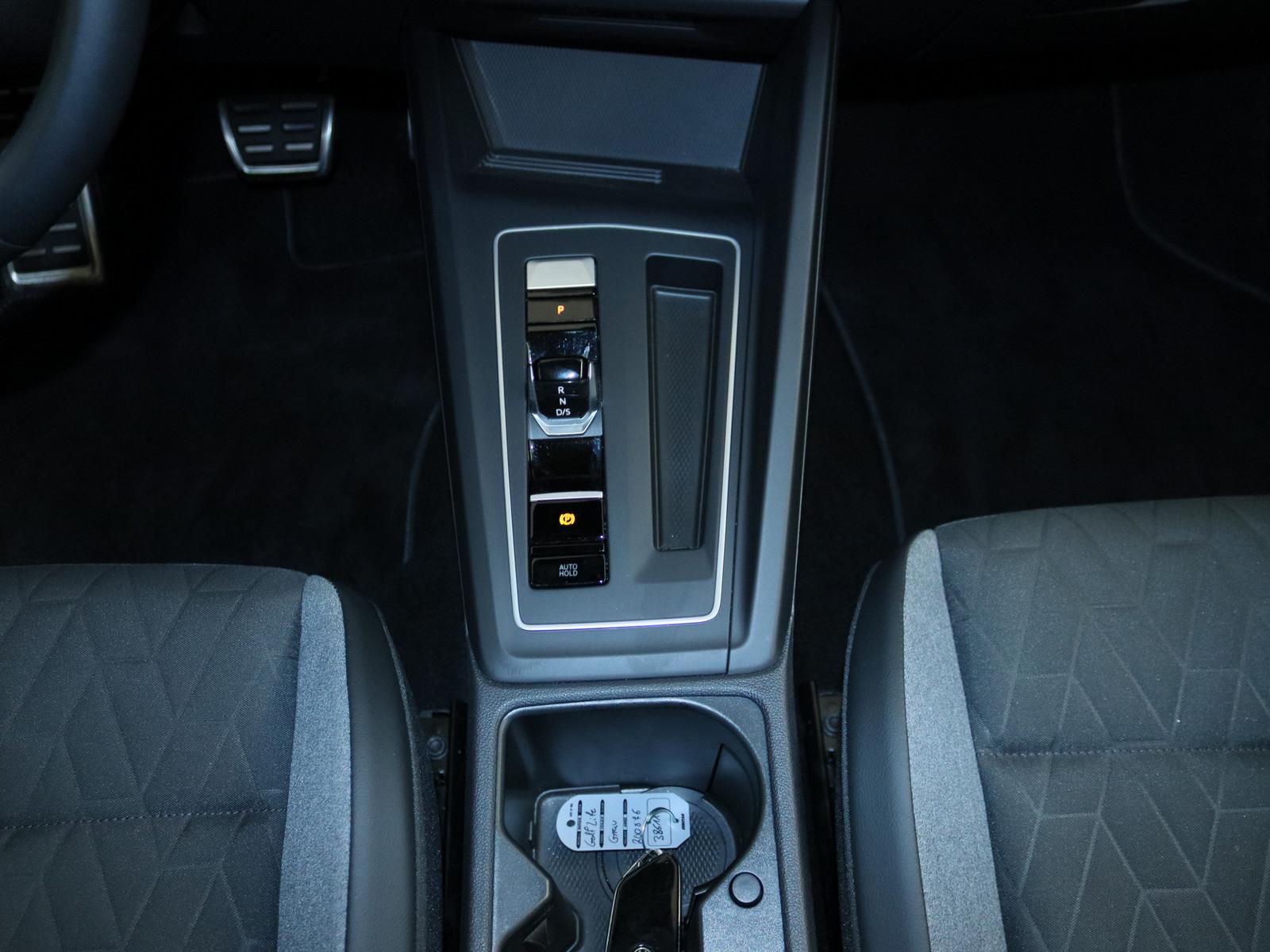 Volkswagen Golf VIII 1.5 eTSI Energy LED ACC NAVI KAMERA, миниатюра 15