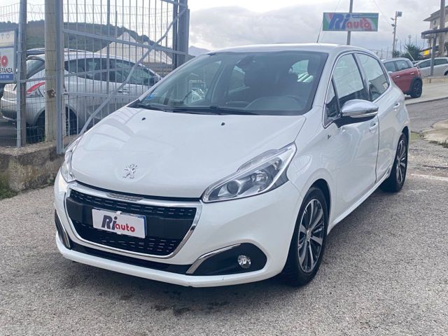 Peugeot 208 BlueHDi 75 5 porte Allure