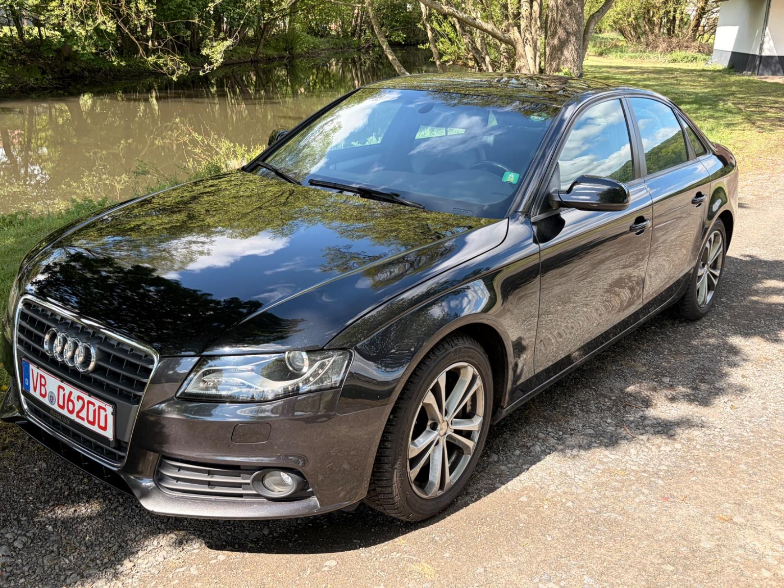 Audi A4 Lim. 2.0 TFSI Motor Neu Gewähr 12 Monate