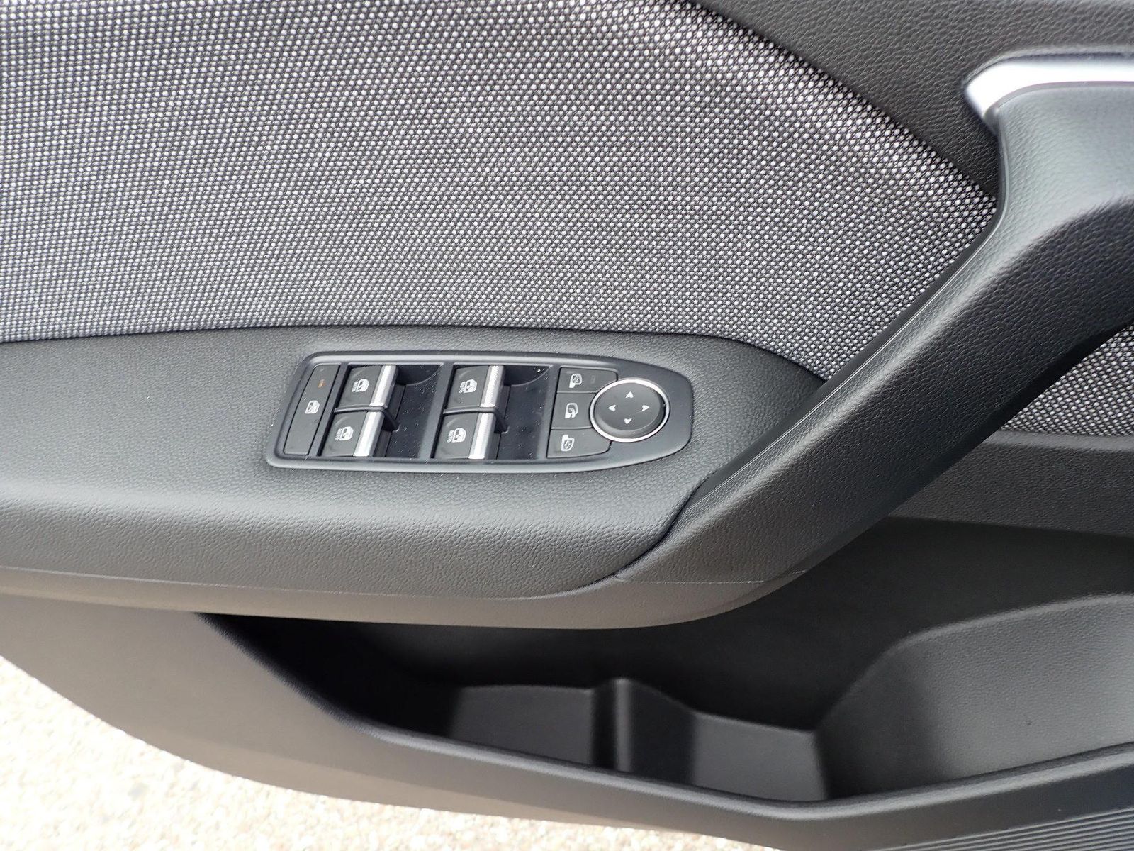 Fahrzeugabbildung Renault Symbioz 140 Mild Hybrid Techno