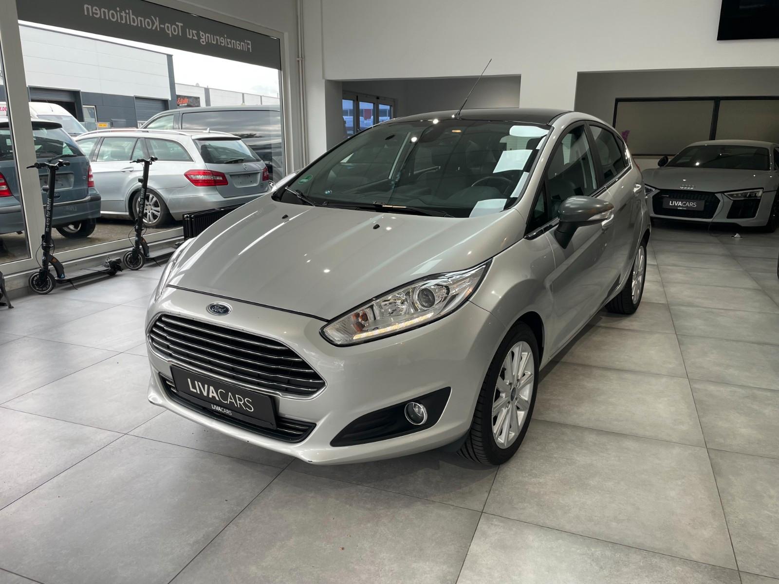 Ford Fiesta Titanium SHZ/8-Fach/Keyless-Go/HU+TÜV NEU