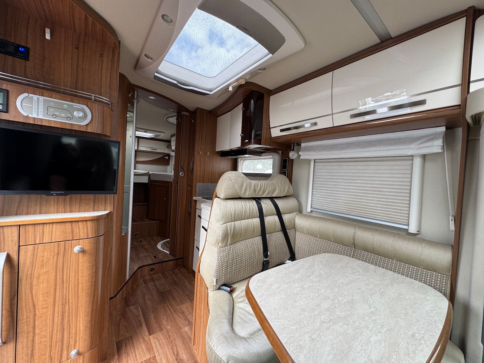 Fahrzeugabbildung HYMER / ERIBA / HYMERCAR ML-T 620 MB Sprinter 7GT EURO 6 HECKANTRIEB VOLL