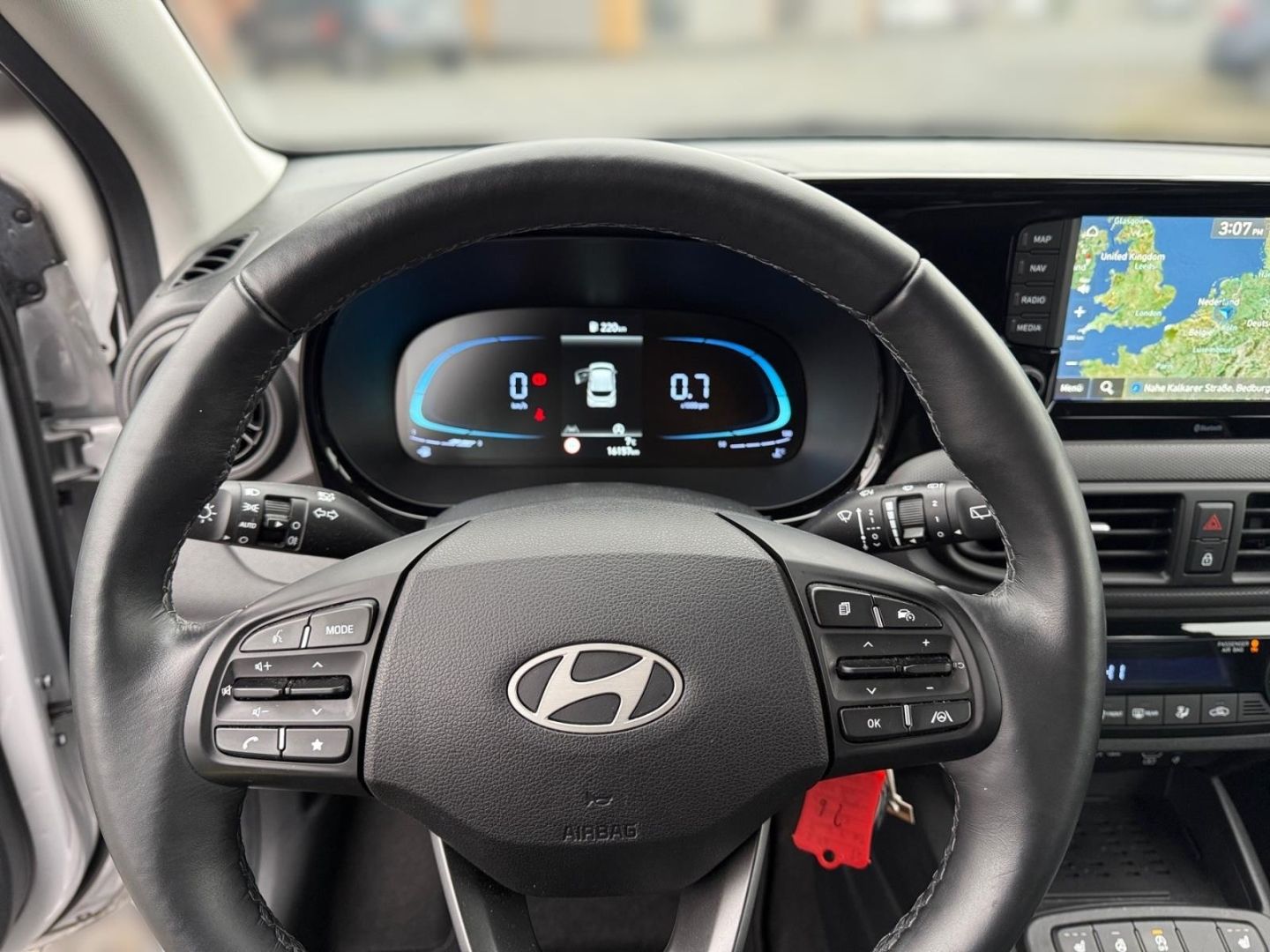 Fahrzeugabbildung Hyundai i10 Trend 1.0 PDC Klima Sitzheizung  HU/AU Neu