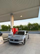 Volkswagen Passat b8.5 Limited Edition - Volkswagen Passat: Edition