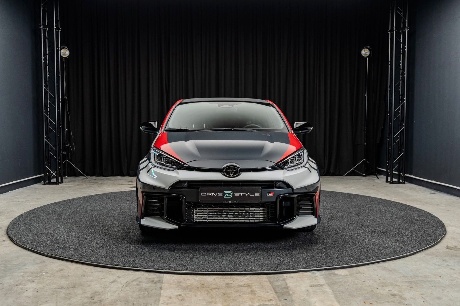 Fahrzeugabbildung Toyota Yaris 1.6-l-Turbo GR Rovanperä Edition