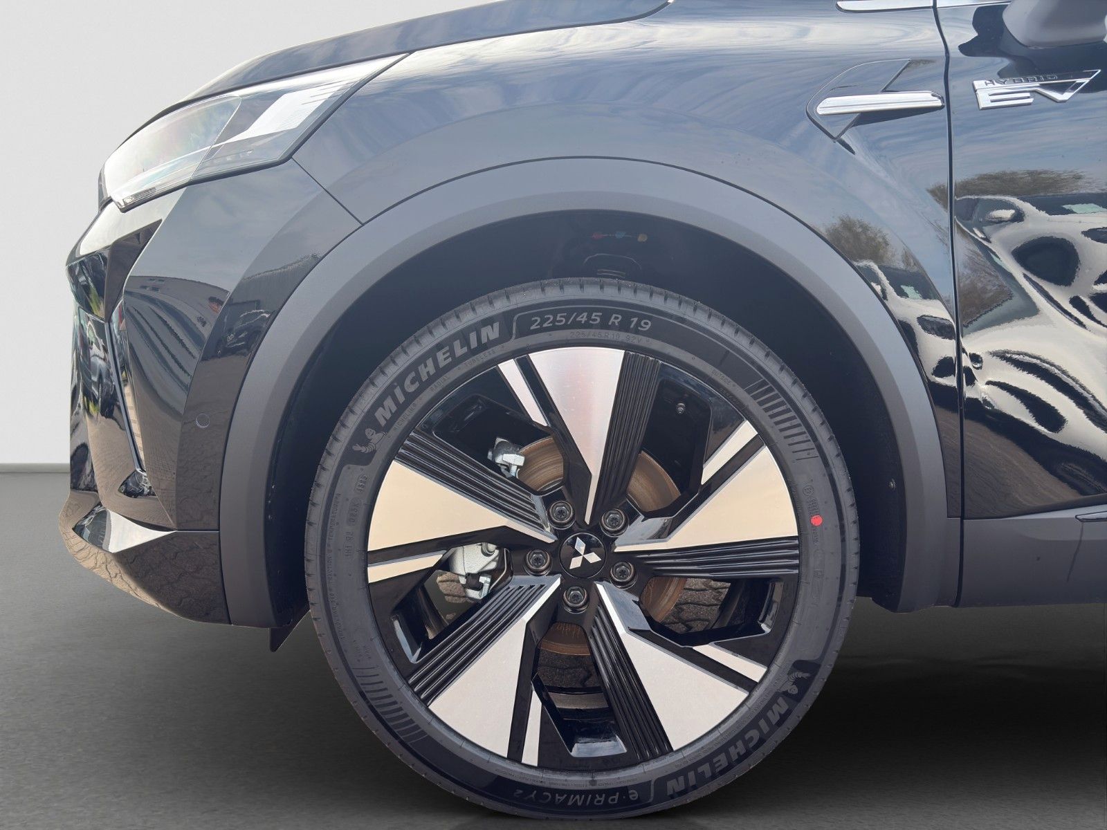 Fahrzeugabbildung Mitsubishi Grandis  Edition 1,8 l HEV-AT  *TAGESZULASSUNG*