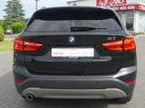 BMW X1 sDrive 18 i Sport Line LED Navi Tempomat PDC - BMW Gebrauchtwagen von 2016