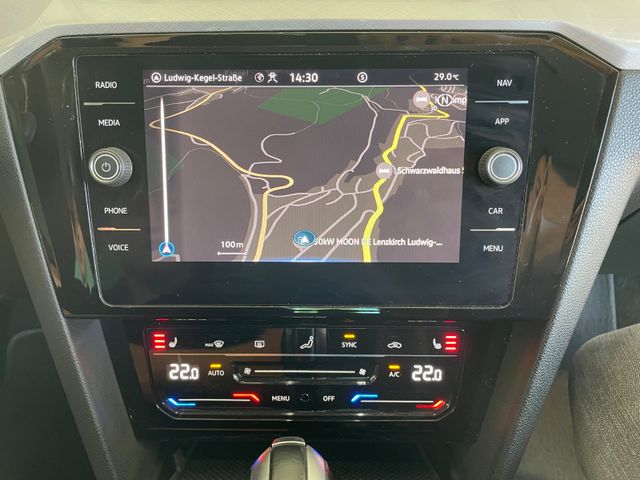 Passat Variant GTE 1.4 TSI DSG / AHK / ACC / SH