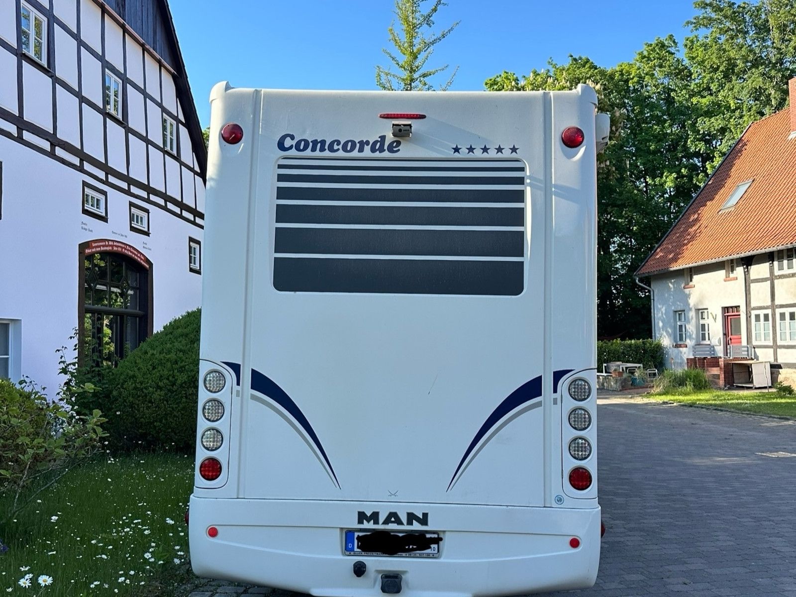 Fahrzeugabbildung Concorde Charisma 890 LS MAN TGL 02