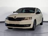 Skoda Rapid 1.2 TSI DSG Panoramadach Xenon PDC Kurvenl - Skoda mit Benzin-Antrieb: Limousine, 1.2