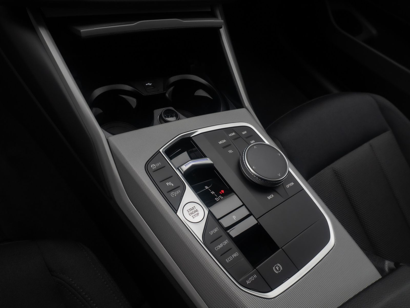 Fahrzeugabbildung BMW 318i Widscreen DAB GeschwindigReg CockpitPlus