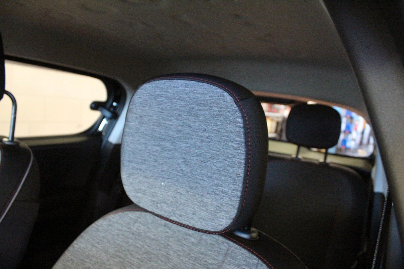 Fahrzeugabbildung Renault Twingo E-Tech 80 Urban Range *Techno*Sitzheizung