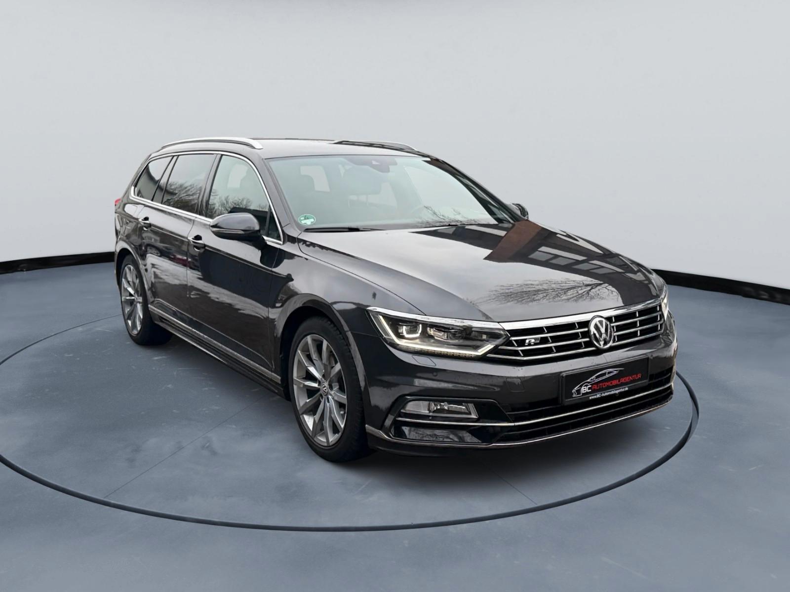 Volkswagen Passat Variant Highline *R-LINE*Massage*ACC*DYN.