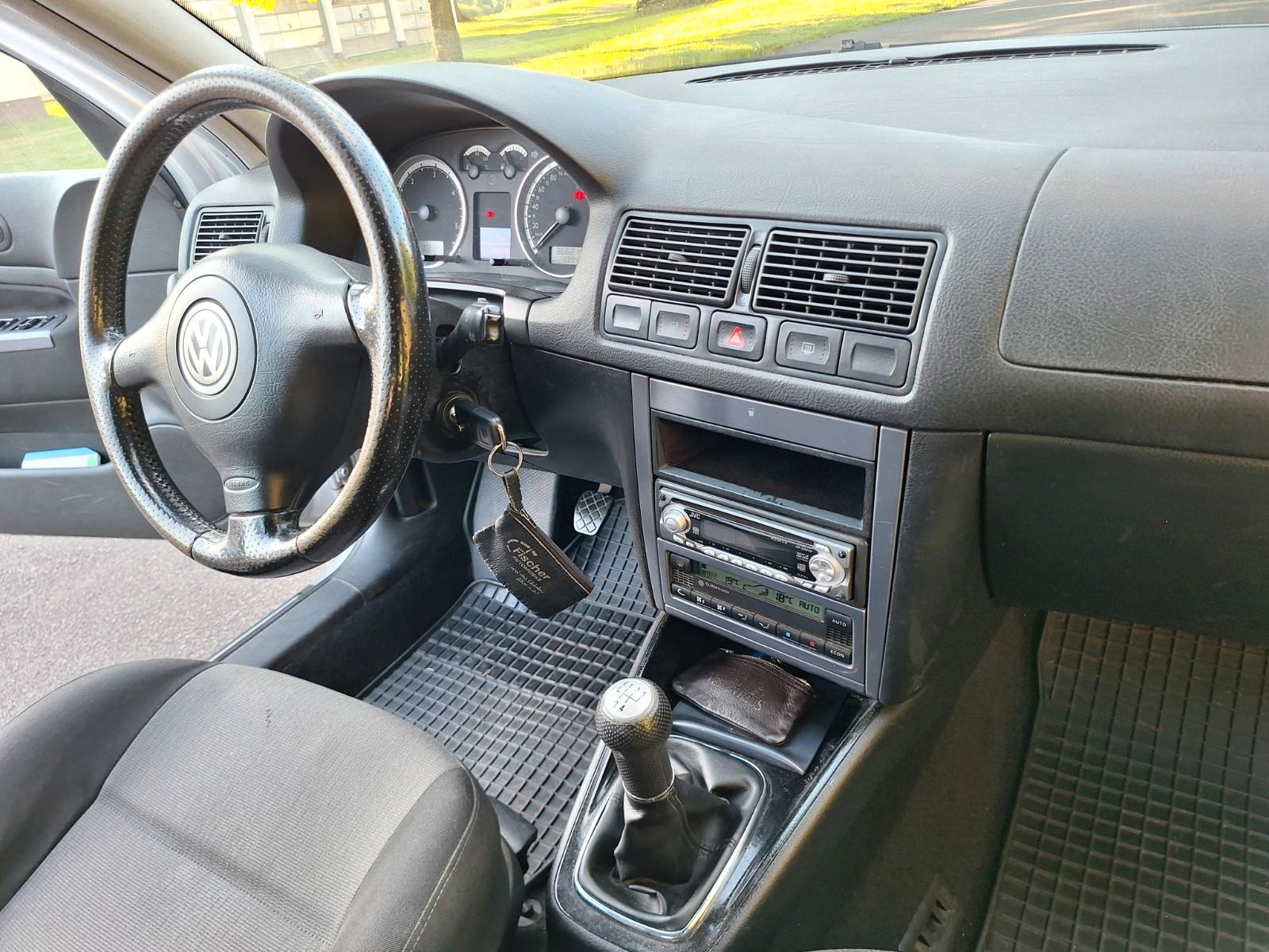 Volkswagen Golf 2004 — photo 13